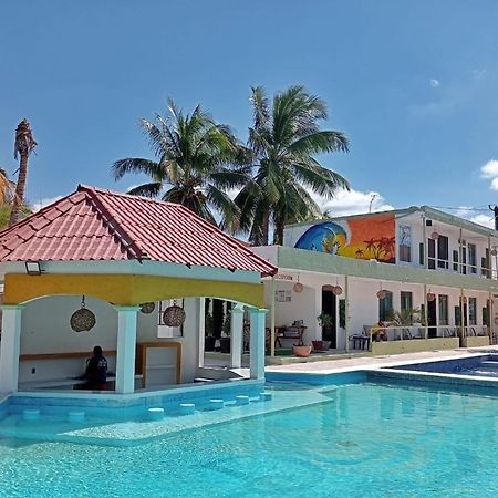 Pelican Inn At Las Dunas Chelem Zewnętrze zdjęcie