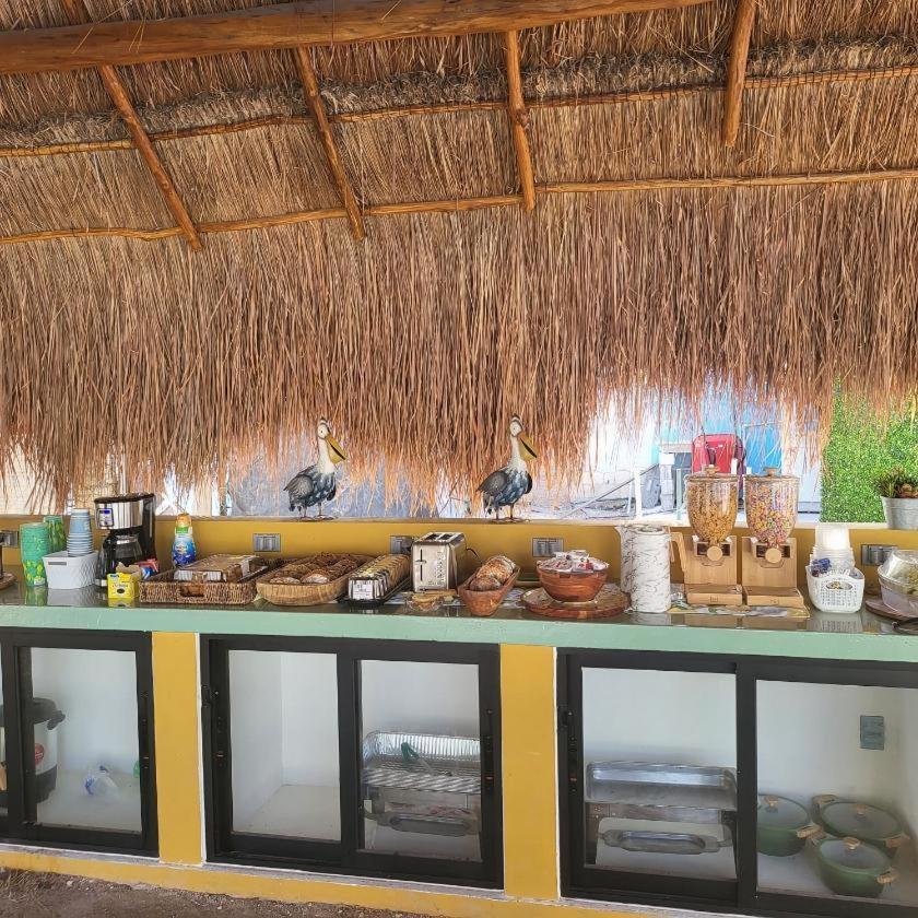 Pelican Inn At Las Dunas Chelem Zewnętrze zdjęcie