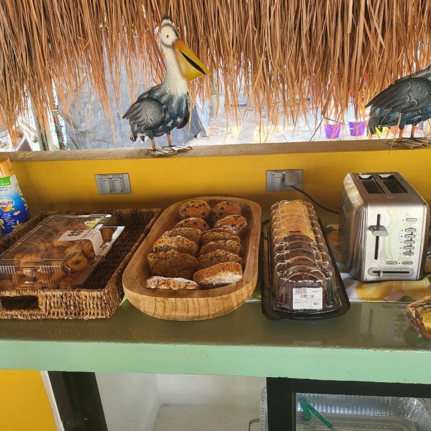 Pelican Inn At Las Dunas Chelem Zewnętrze zdjęcie