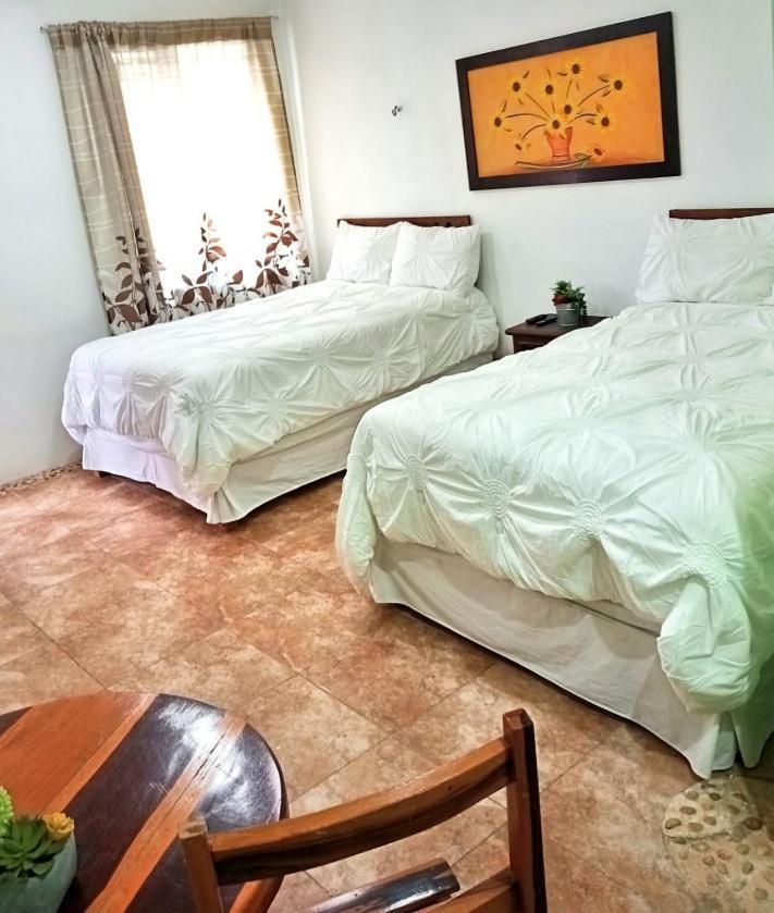 Pelican Inn At Las Dunas Chelem Zewnętrze zdjęcie