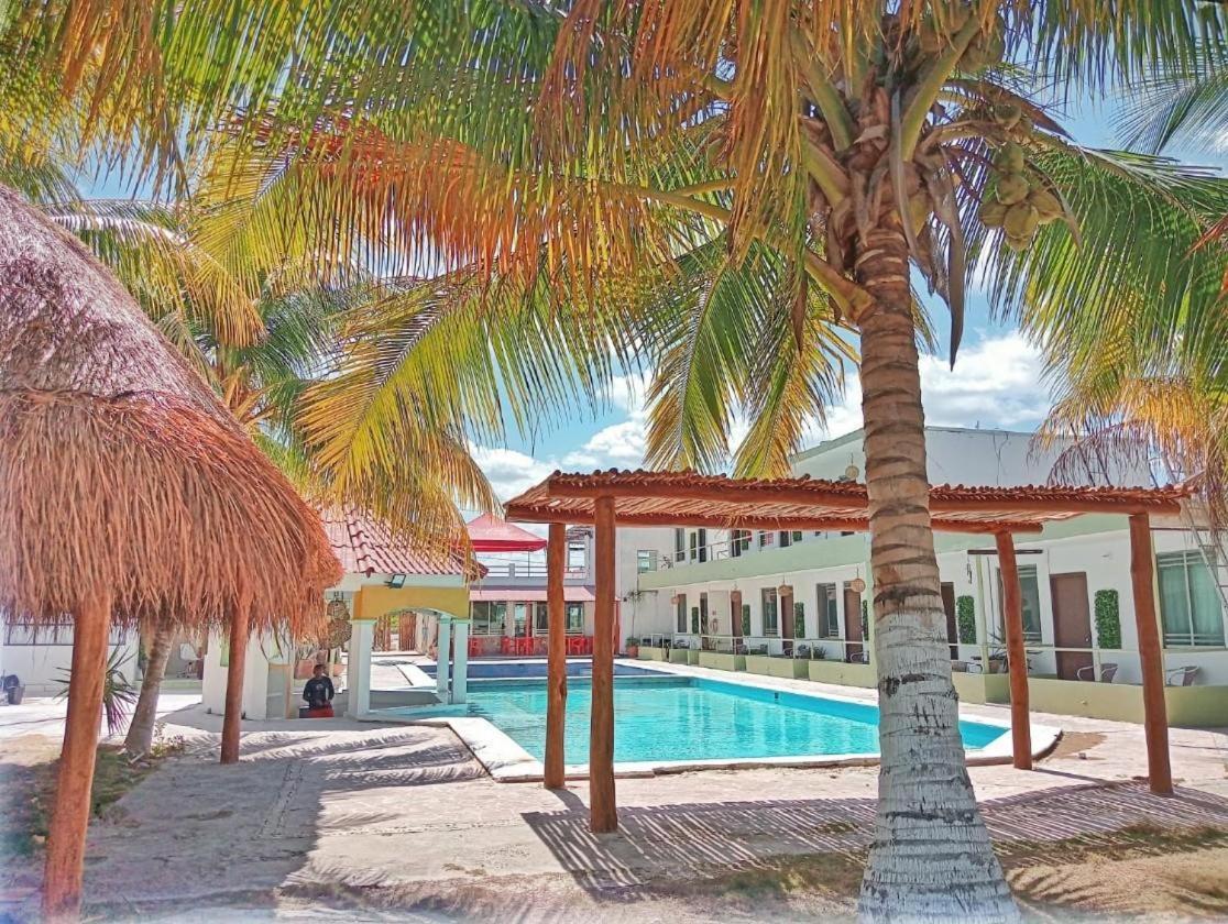 Pelican Inn At Las Dunas Chelem Zewnętrze zdjęcie