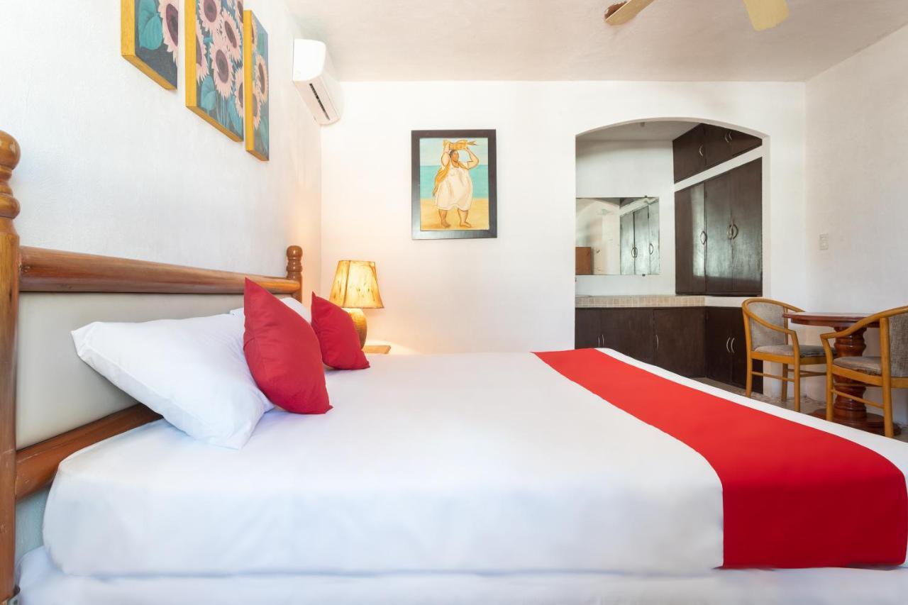 Pelican Inn At Las Dunas Chelem Zewnętrze zdjęcie