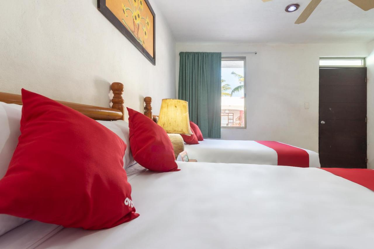 Pelican Inn At Las Dunas Chelem Zewnętrze zdjęcie